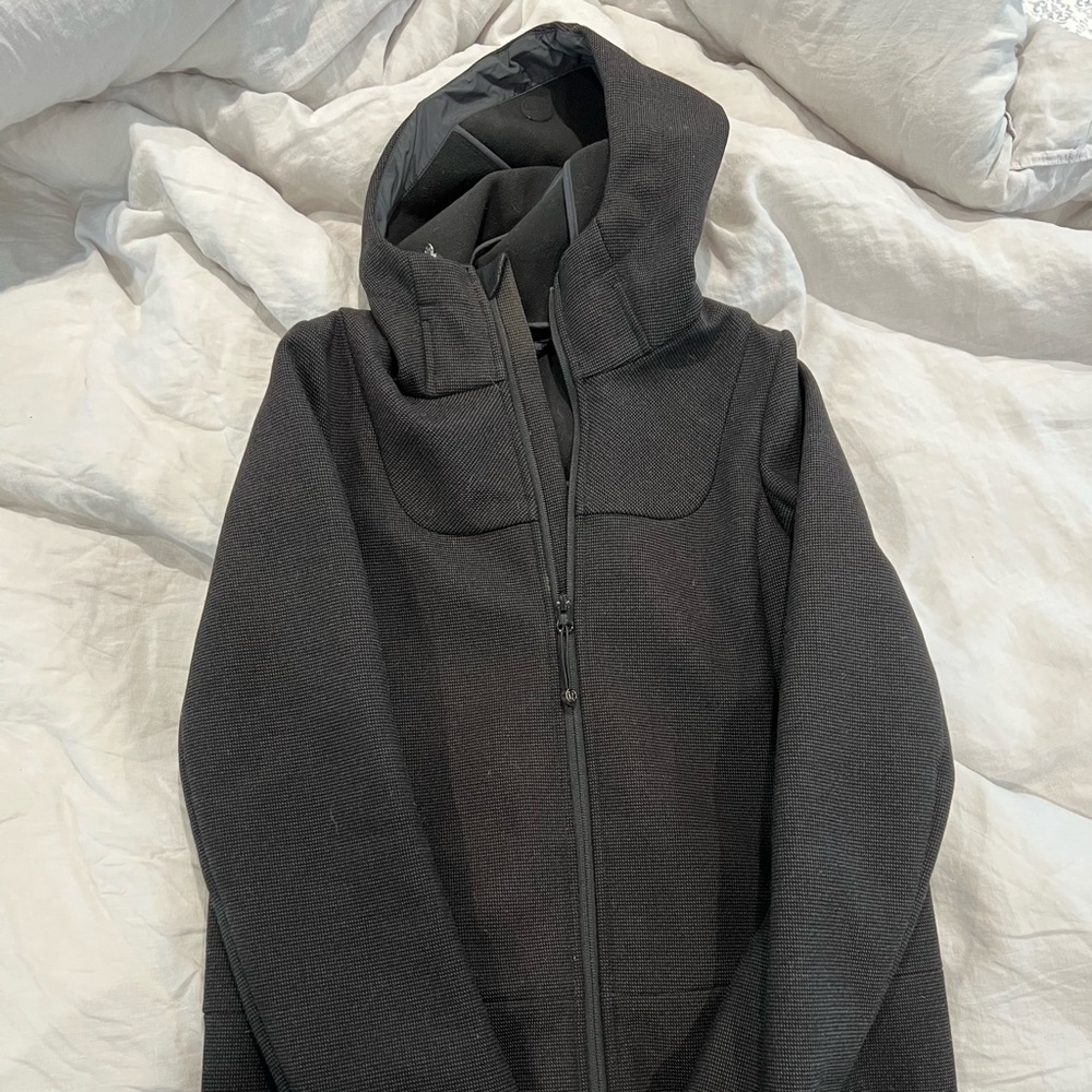 Lululemon City Softshell Tweed jacket. Size 4. Tags removed.